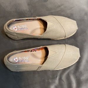 Linen slip on shoes